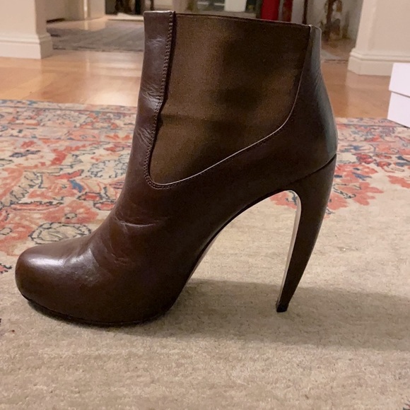 Walter Steiger Hidden Platform Stiletto Booties - Picture 2 of 9